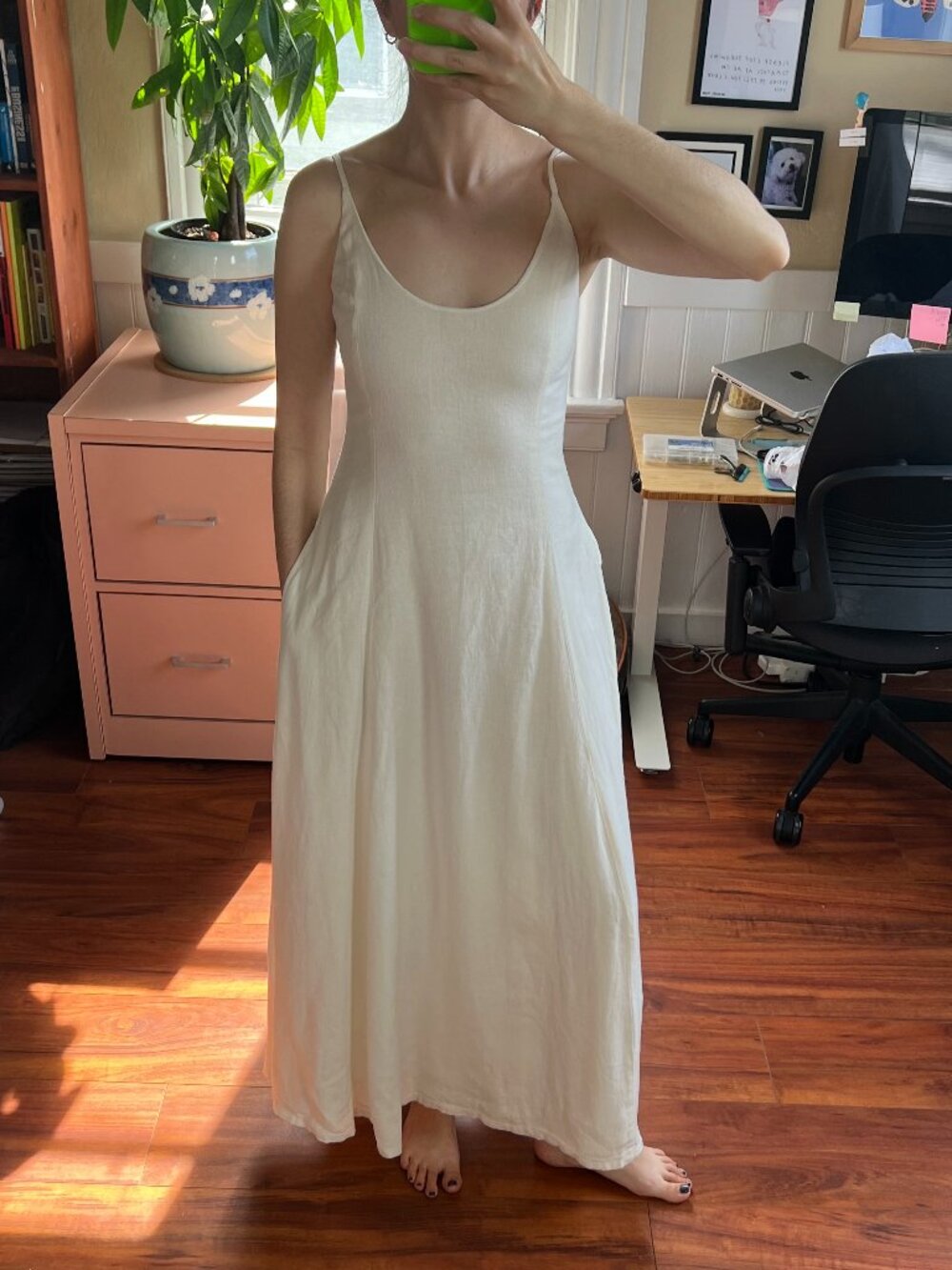 The Drop - Luna Scoop Neck Linen Maxi Dress